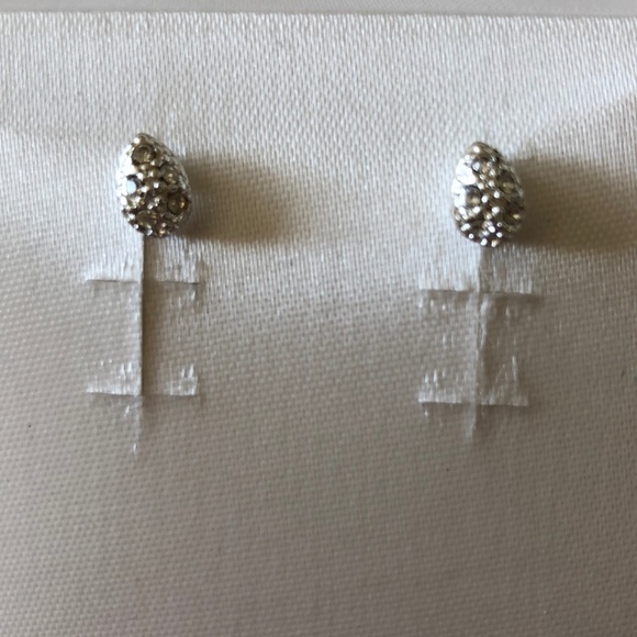 Necklace and erring set - Picture 7 of 8